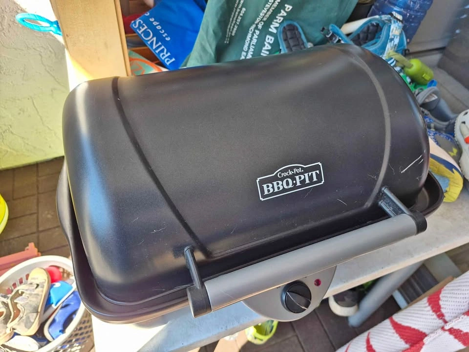 BBQ Pitt slow cooker Electric