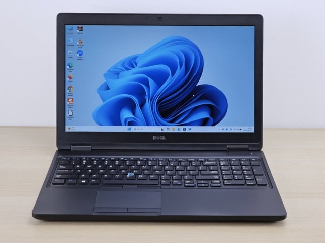 Dell Latitude 5580 Business Laptop (Core i5, 8GB RAM, 256GB SSD) - photo 2