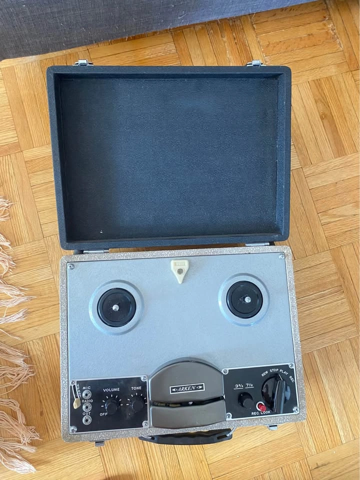 Arken reel to reel tape recorder (not working) - photo 2