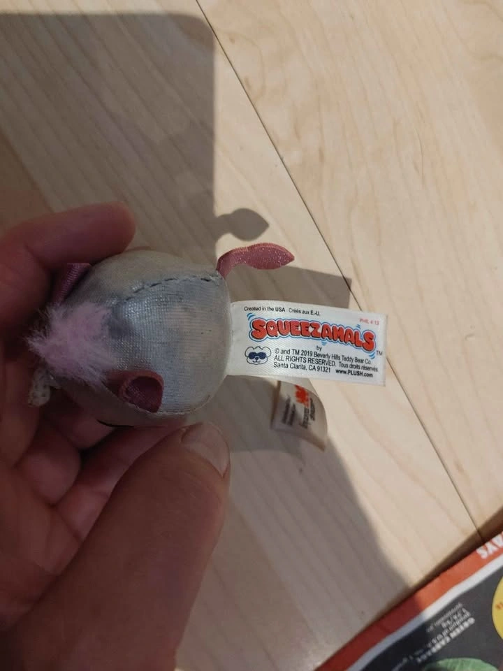 Squeezamals Uma the unicorn plush. Fair condition. - photo 3