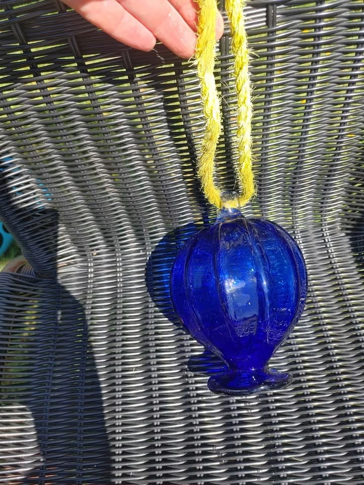 Vintage Hand Blown Cobalt Blue Hot Air Balloon Suncatcher - photo 5
