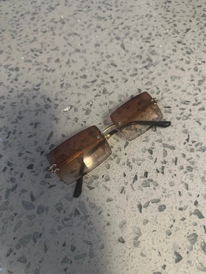 Designer Shades/Sunglasses - photo 2