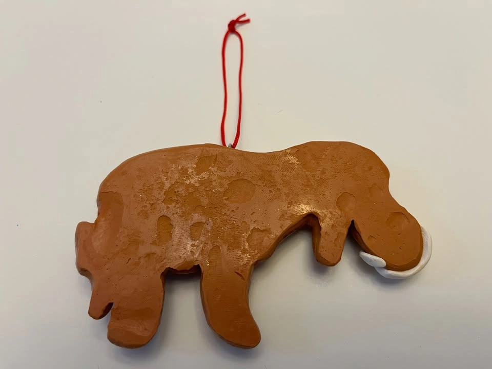 Disney Winnie The Pooh Eeyore Gingerbread Christmas Ornament - photo 2