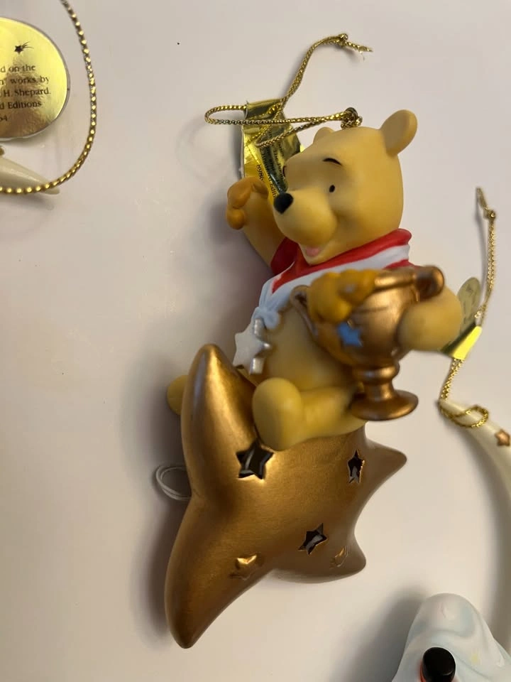 Set 4 - Bradford Editions Pooh’s Slumbertime Adventures Ornament - photo 4