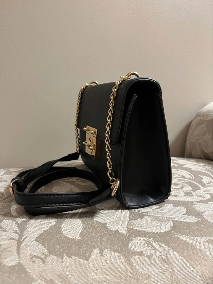 Black Purse, 8.5” long x 6.5” tall - photo 3