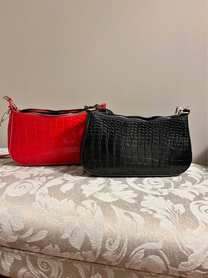 Black & Red Shoulder Purse
