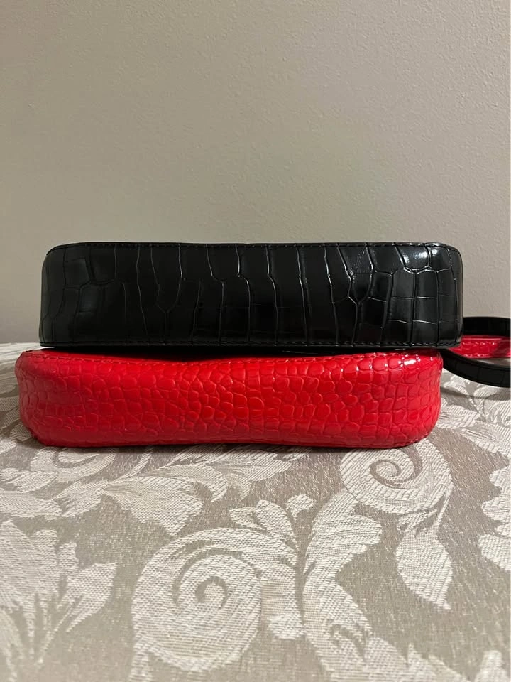 Black & Red Shoulder Purse - photo 5