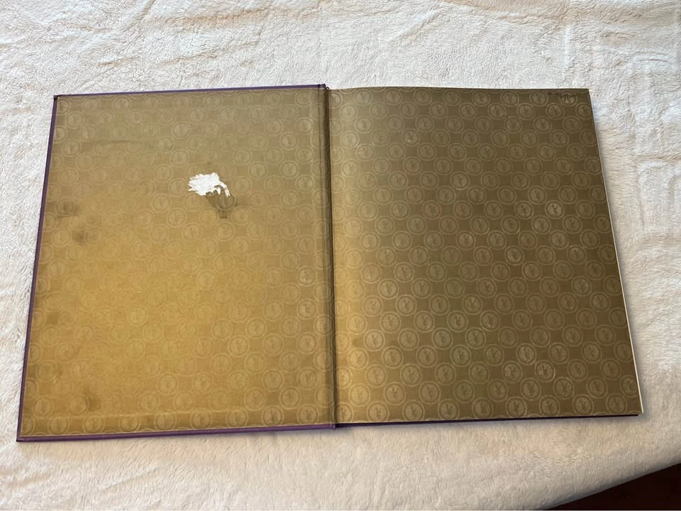 Harry Potter - The Creature Vault, hardcover book - photo 4