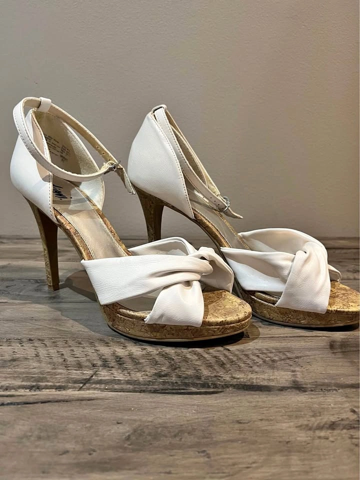 Ladies Open Toe Heels, Size 8.5