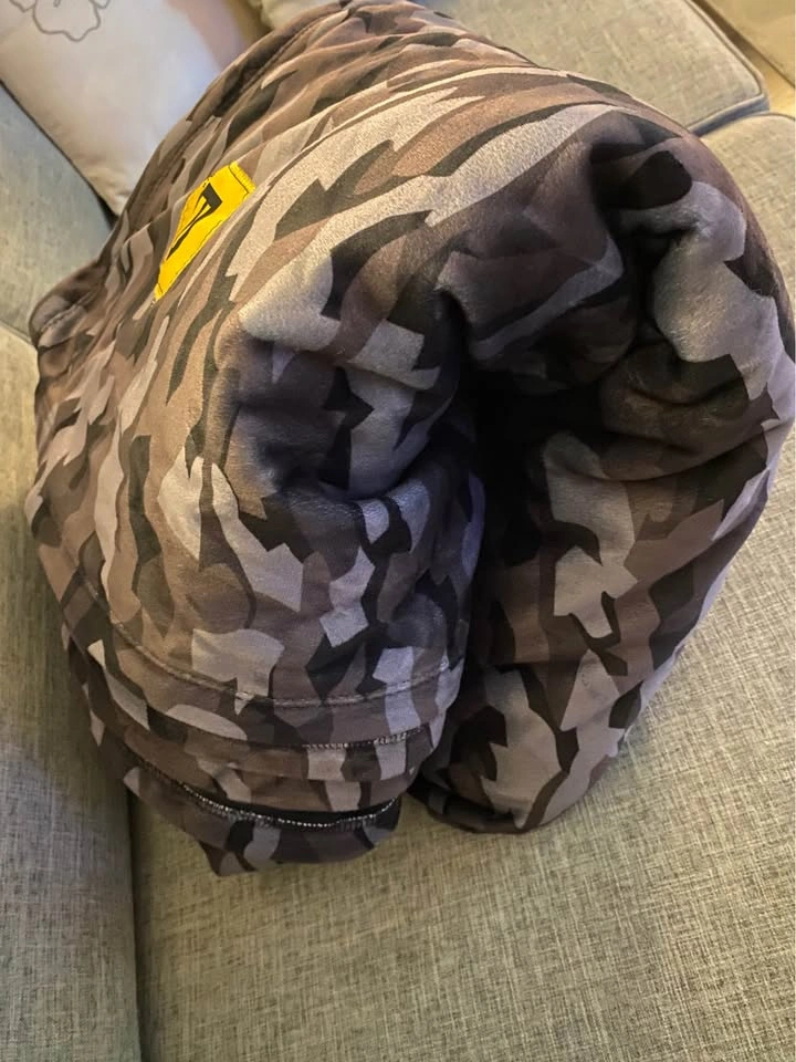 BIG BLANKET CO camo blanket - photo 4