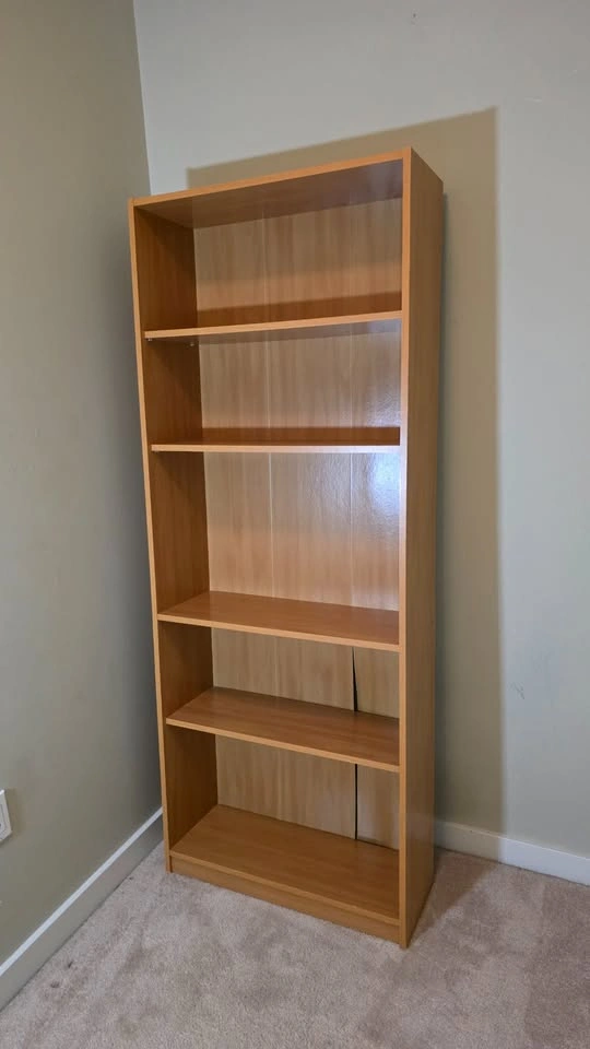IKEA TONSTAD Bookcase – Oak Veneer Finish – Perfect Condition - photo 2