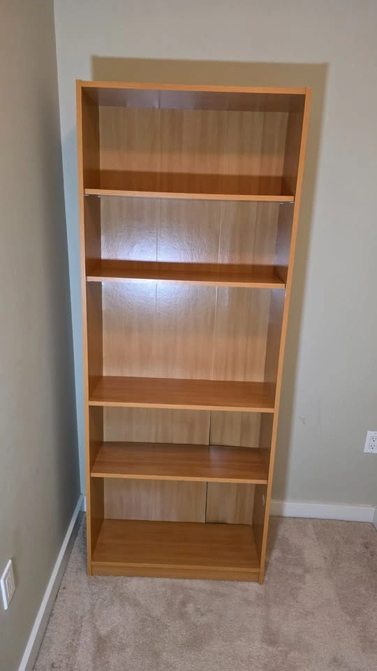 IKEA TONSTAD Bookcase – Oak Veneer Finish – Perfect Condition - photo 5