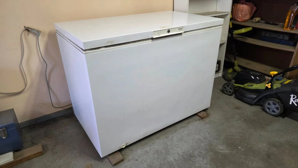 Kenmore 14.8 Cu. Ft. Chest Freezer – Garage Ready - photo 2