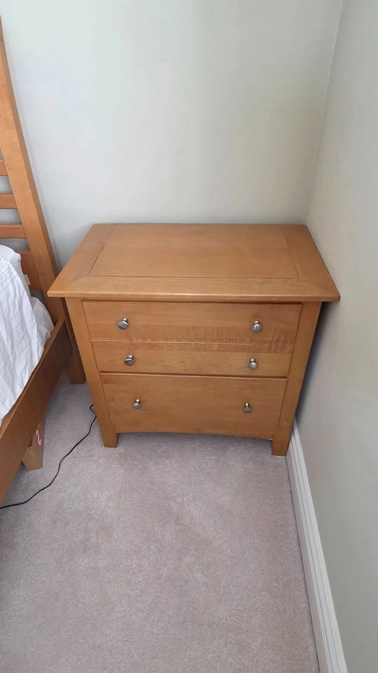 Stanley Preface 3-Drawer Nightstand – Light Wood Finish - photo 2