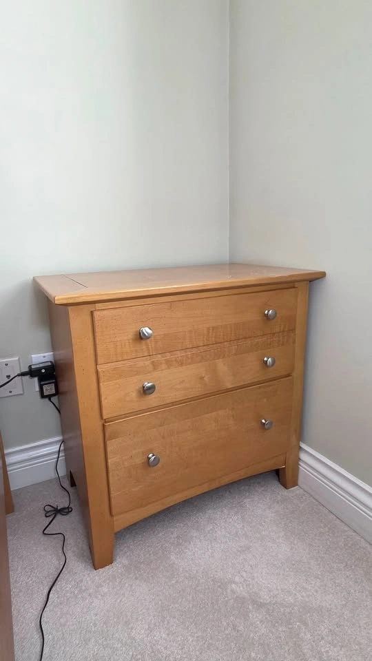 Stanley Preface 3-Drawer Nightstand – Light Wood Finish - photo 5