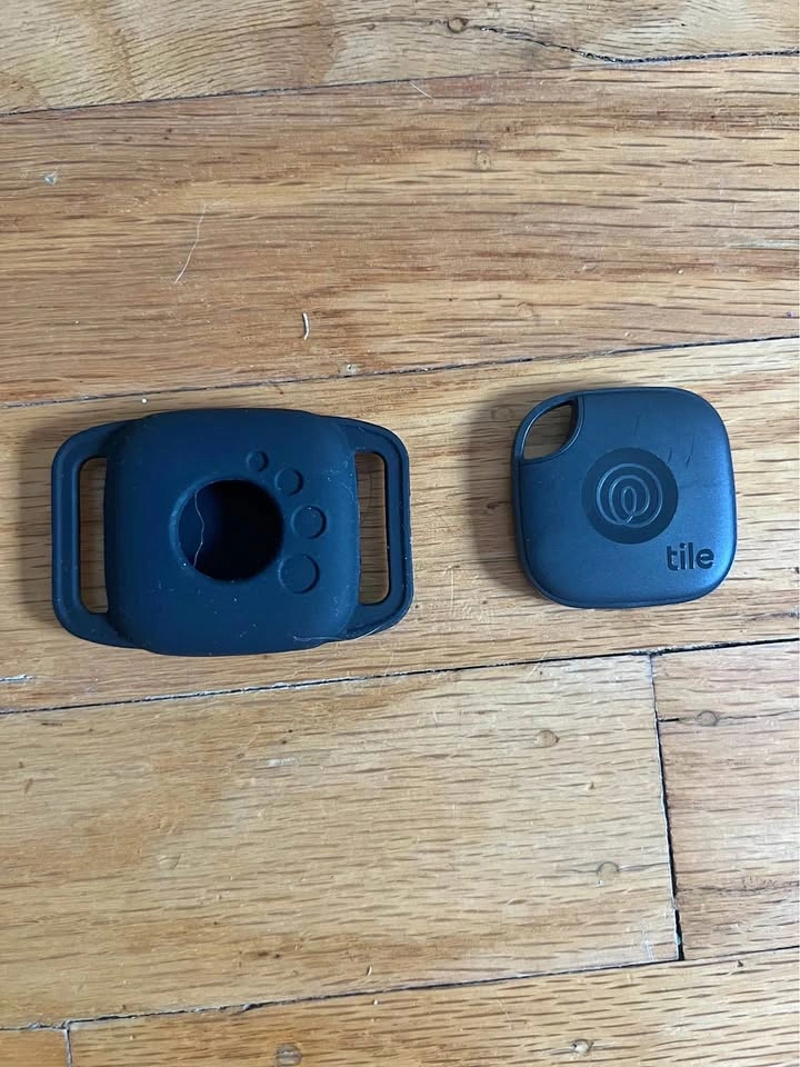 Life360 Tile Bluetooth Tracker with Pet Collar Case