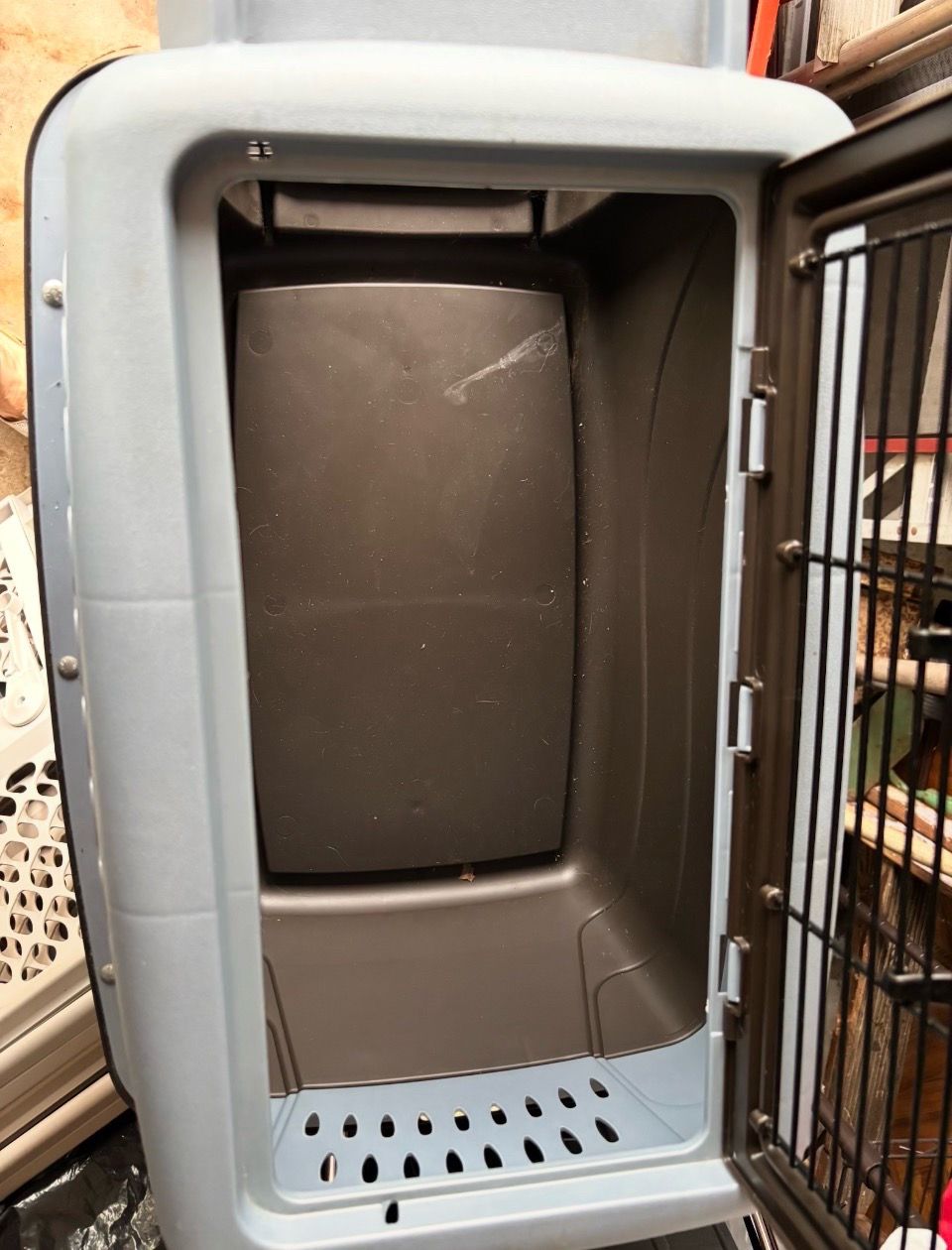 PET CARRIER-DOG/CAT-$39 - photo 5