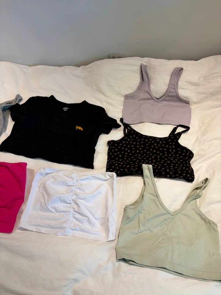 Tanktops!!! - ALL FOR $35 - photo 5