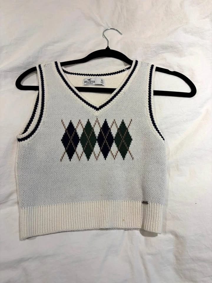 Hollister Sweater Vest - XS