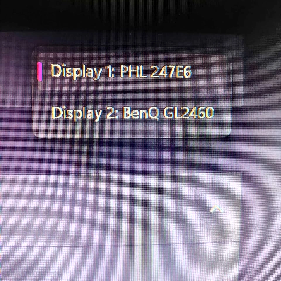 Clean Dual FullHD Monitor Setup - photo 4