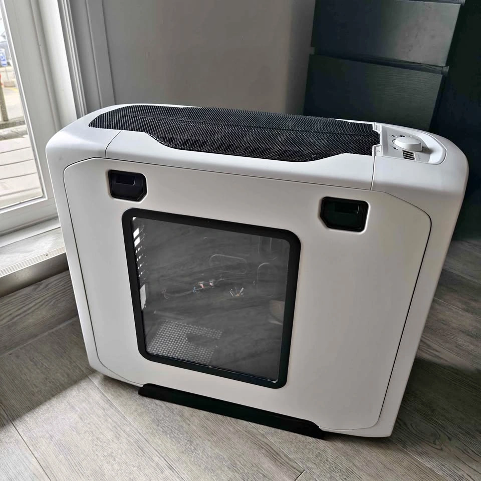 Corsair 600T Special Edition White Mid Tower PC Case