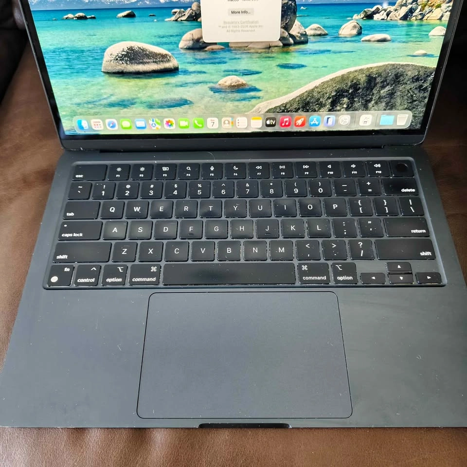 Apple MacBook Air M2 (2022) - Mint Condition - photo 4