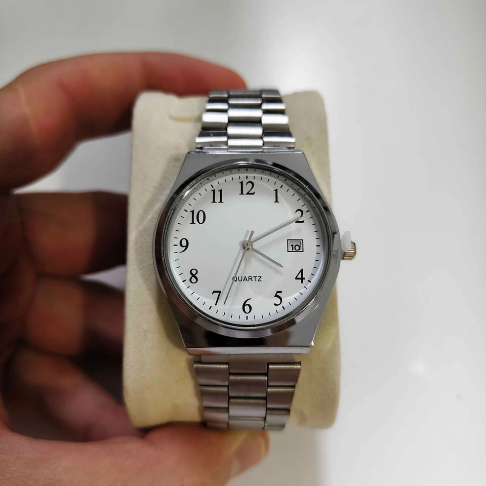 Silver Classic Watch with Metal Strap - photo 5