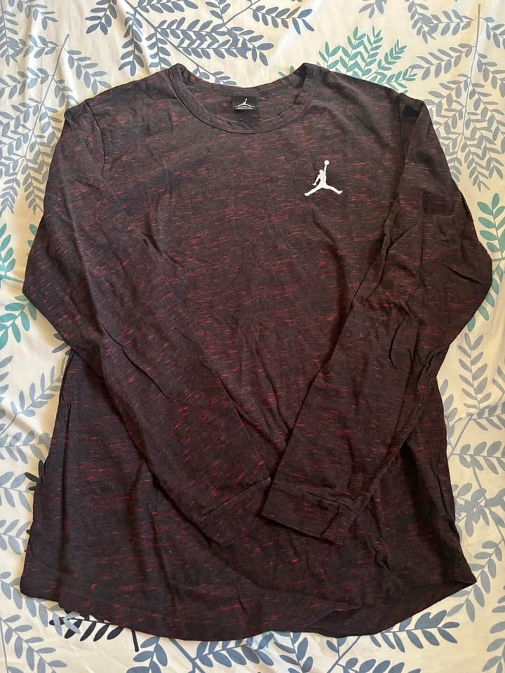 Jordan XL Long Sleeve T-Shirt