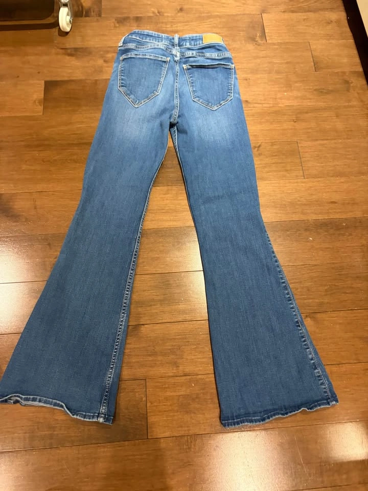 Hollister Flared Jeans - 3S - photo 2