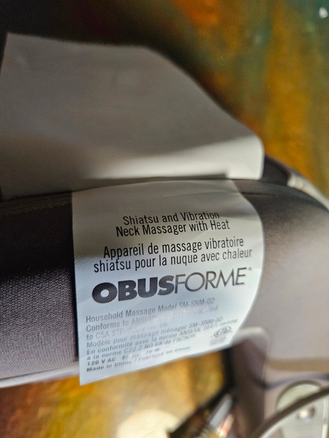 ObusForme Shiatsu Neck Massager with Heat — Like New - photo 4