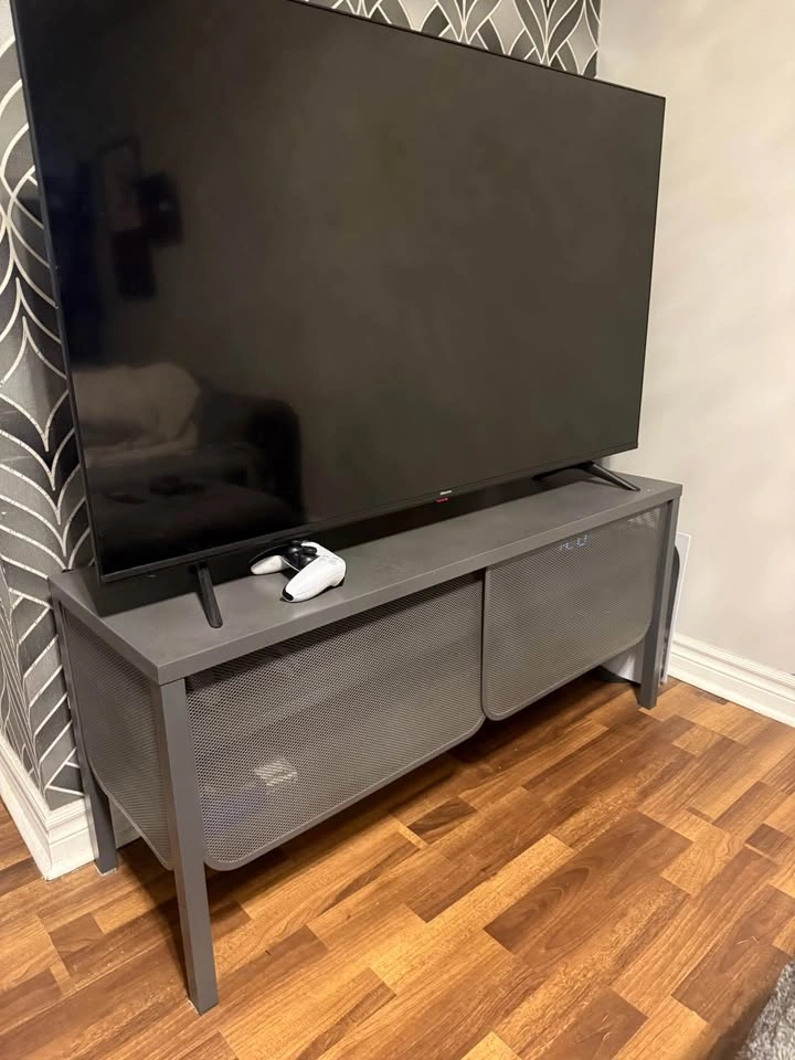TV Stand / Media Console - photo 2