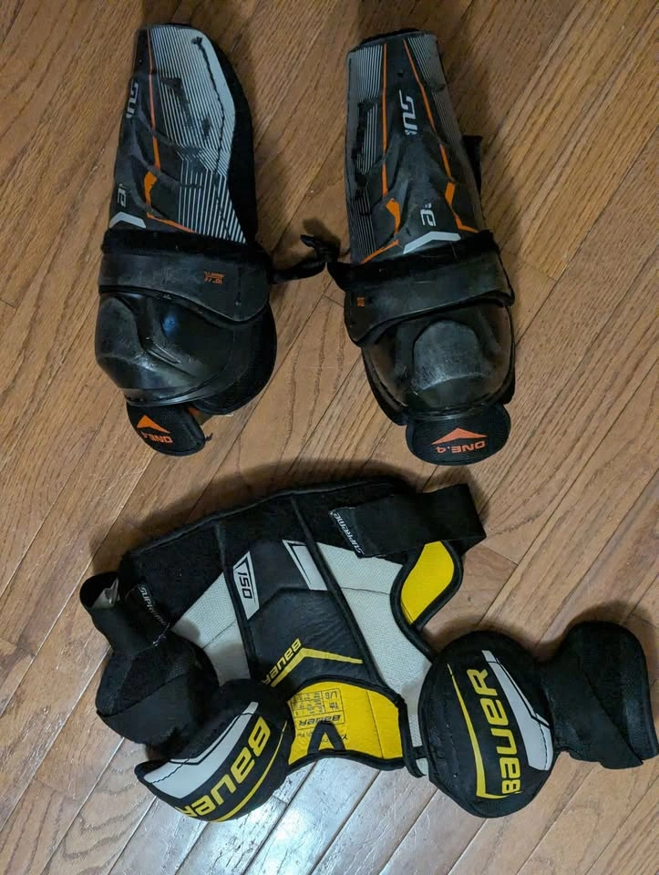 Youth Hockey Gear Set - CCM, Bauer, Sherwood - Skates, Pads, Bag - photo 3