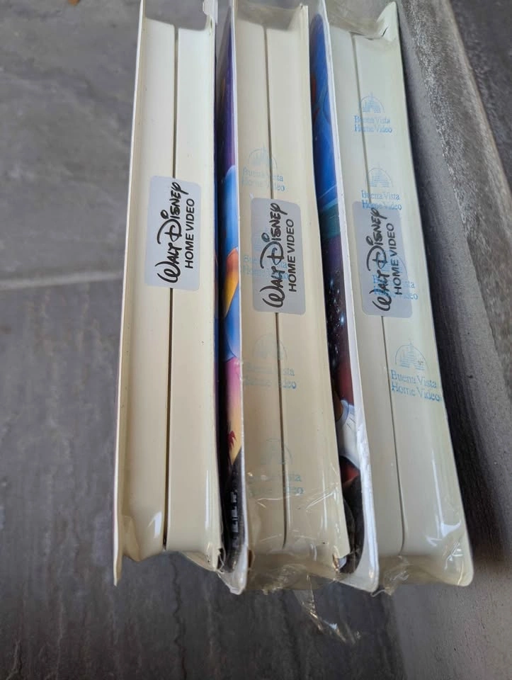 Disney VHS Tapes Set - Aladdin, Pinocchio, Beauty and the Beast - photo 2