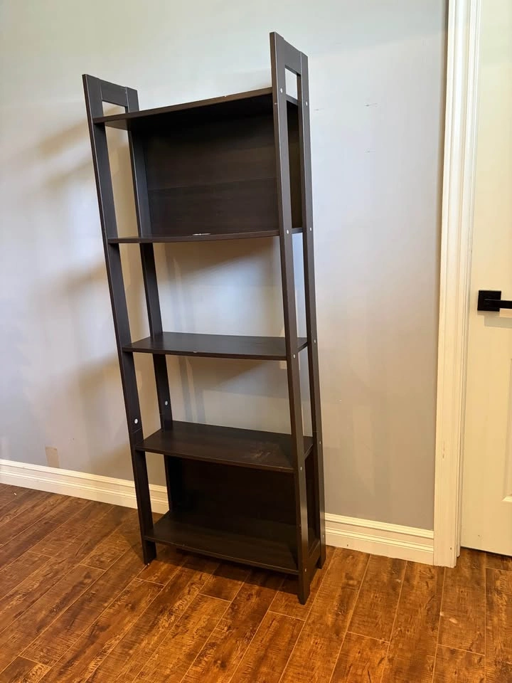 Ladder Bookshelf - photo 2