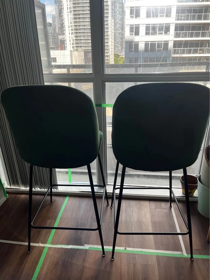 Structube Velvet Green Judith Counter Stools x2 - photo 5