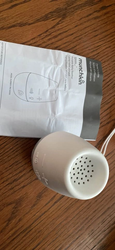 Munchkin Shhh… portable baby soother - photo 2