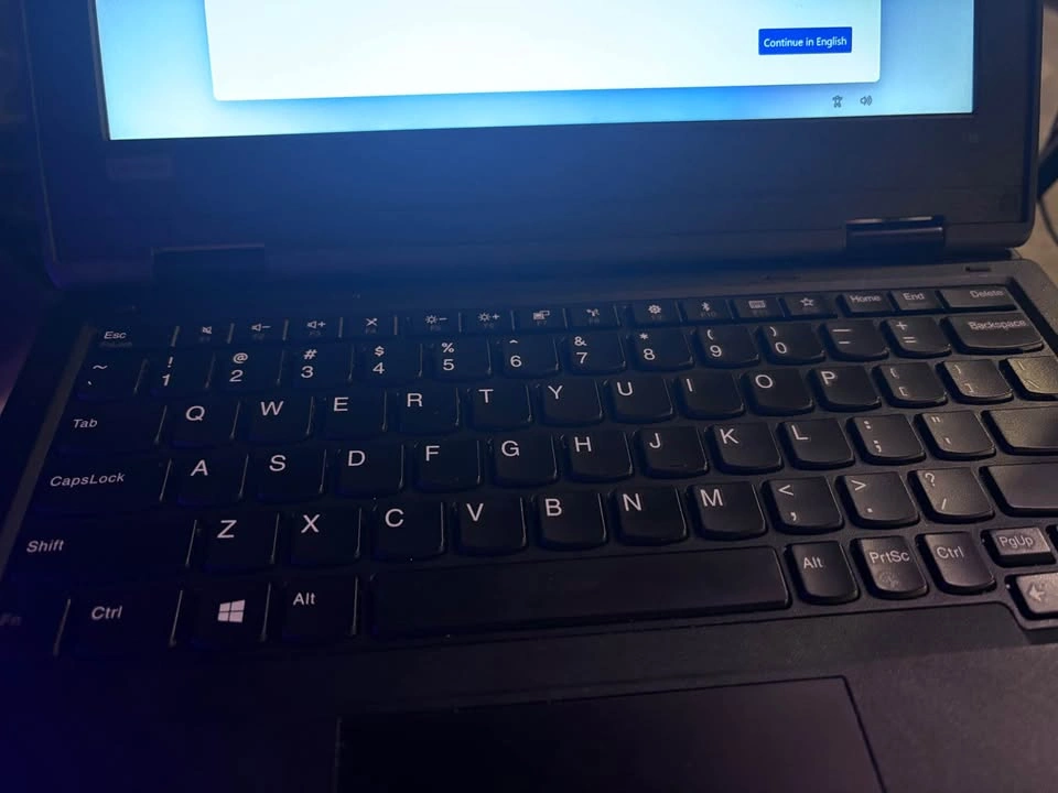 Lenovo ThinkPad 11e Laptop Intel Celeron 8GB RAM Windows 11 - photo 4