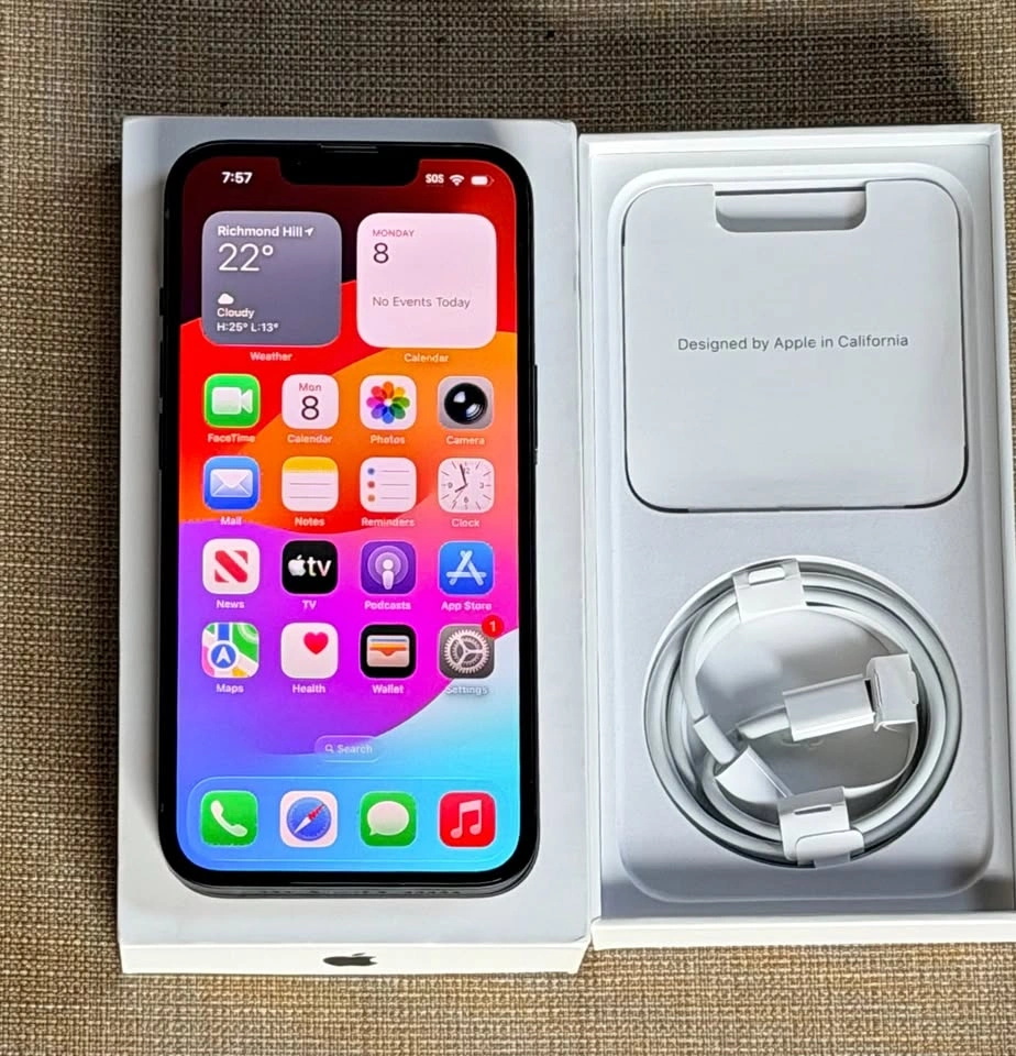 New, Unused, Mint 128GB Apple iPhone 14 - 100% Battery Health
