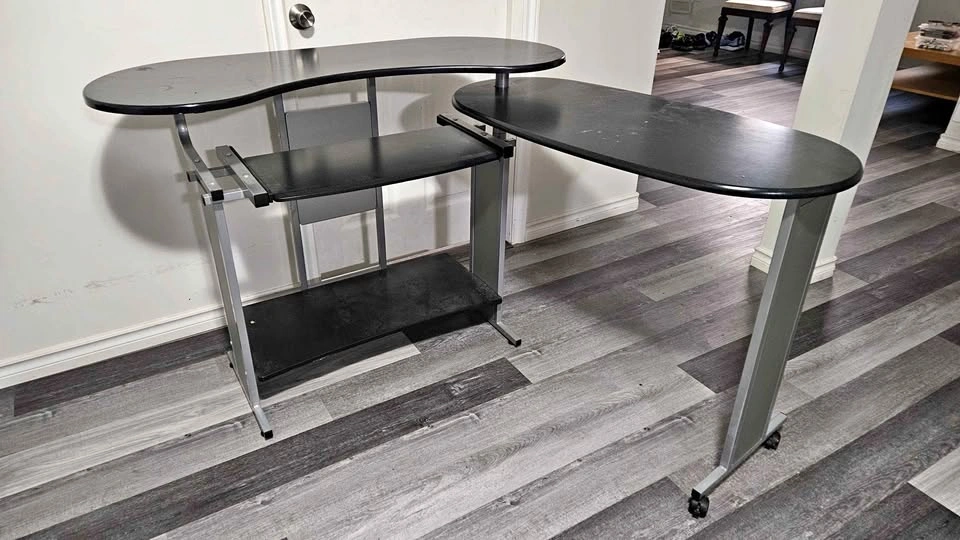 Study/ Office Table (Expandable)