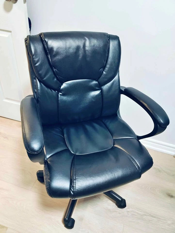 Office Chair - Immaculate condition