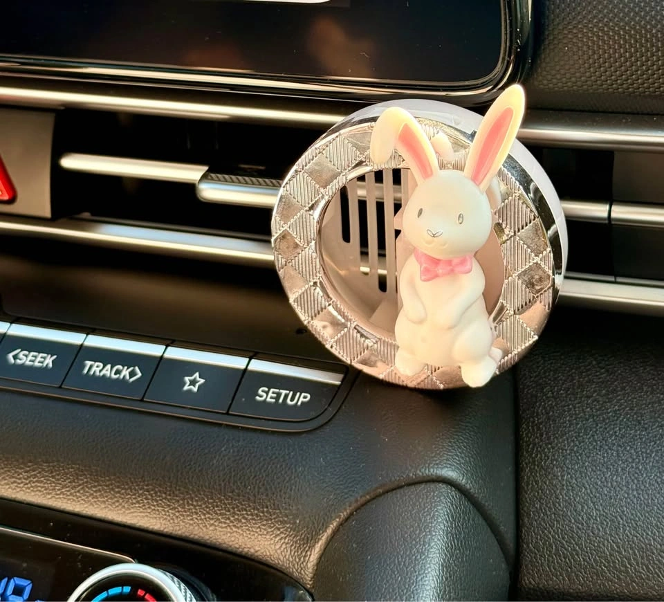 Cute Bunny Car Vent Air Freshener diffuser - photo 2