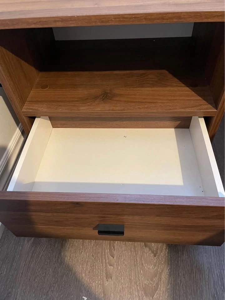 2 Nightstands - photo 3