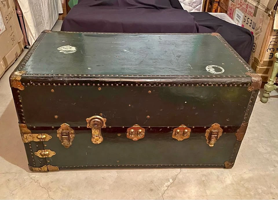 Early 20th c Steamer Trunk
