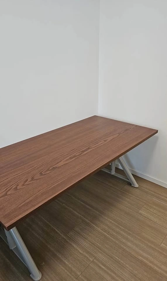 IKEA High end IDÅSEN Desk, Brown wood - photo 2