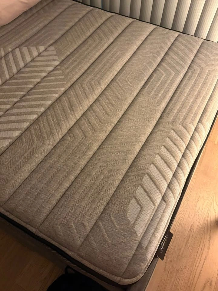 IKEA RAMNEFJÄLL Full/Double bed frame with storage + Sealy mattr - photo 2