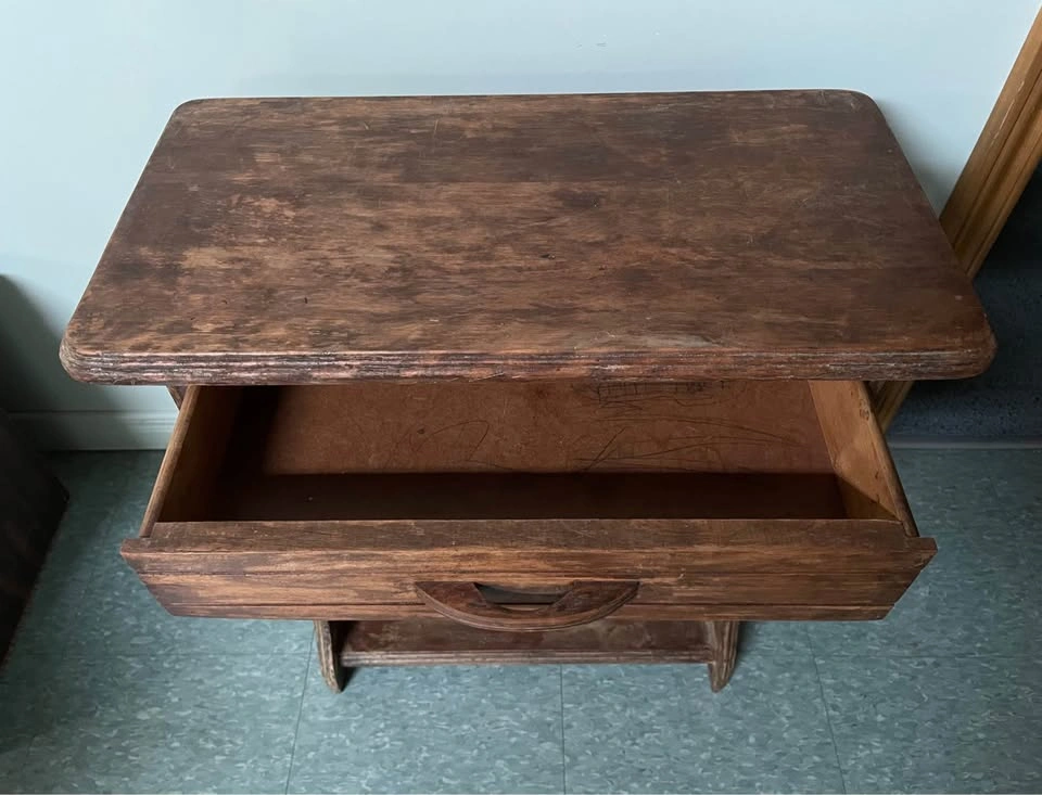 Vintage Side Table - photo 3
