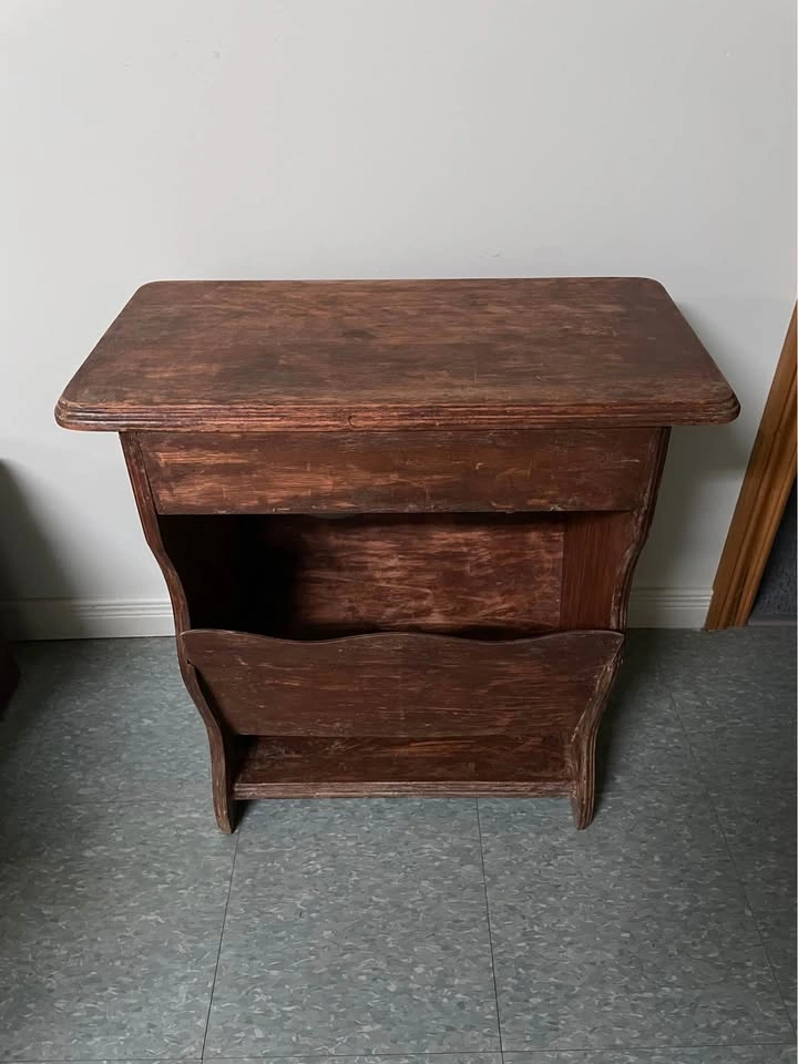 Vintage Side Table - photo 4