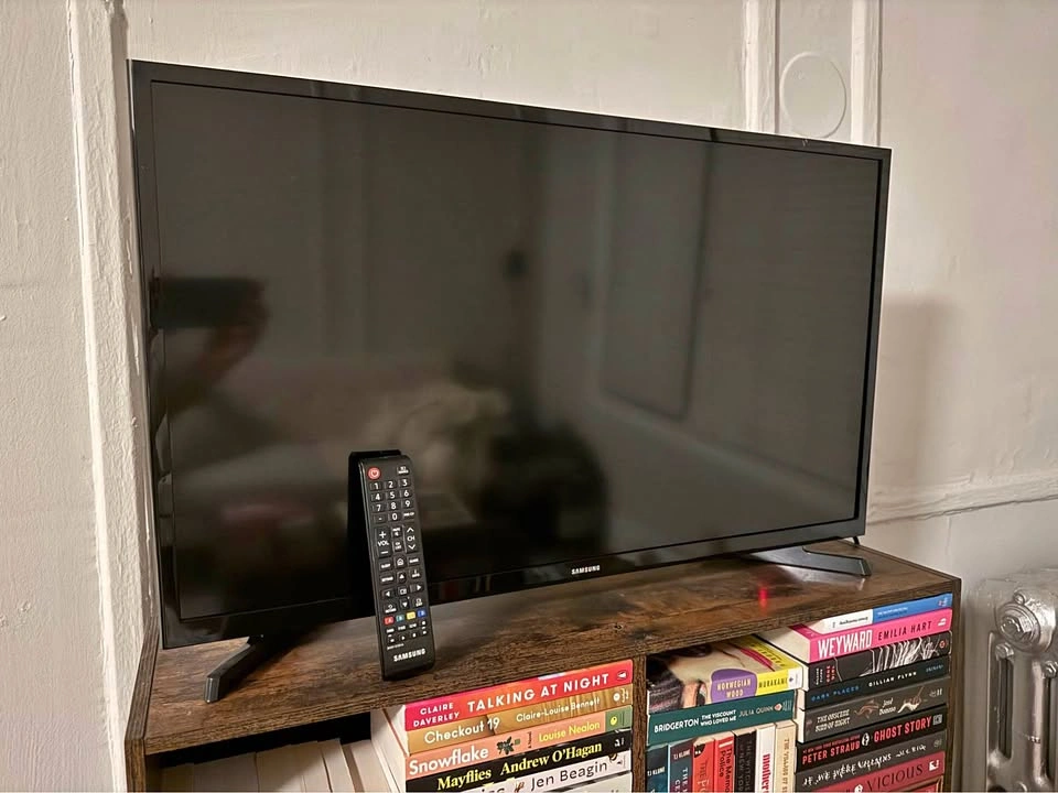 Samsung 32-inch 1080p LED Smart TV