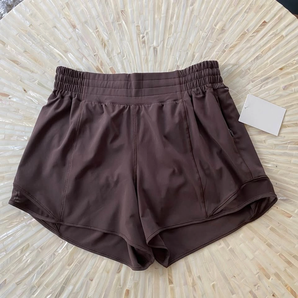 NWT Lululemon Hotty Hot High Rise Short 4" Lined - Espresso, siz - photo 3