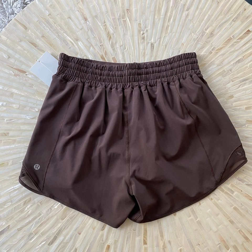 NWT Lululemon Hotty Hot High Rise Short 4" Lined - Espresso, siz - photo 4